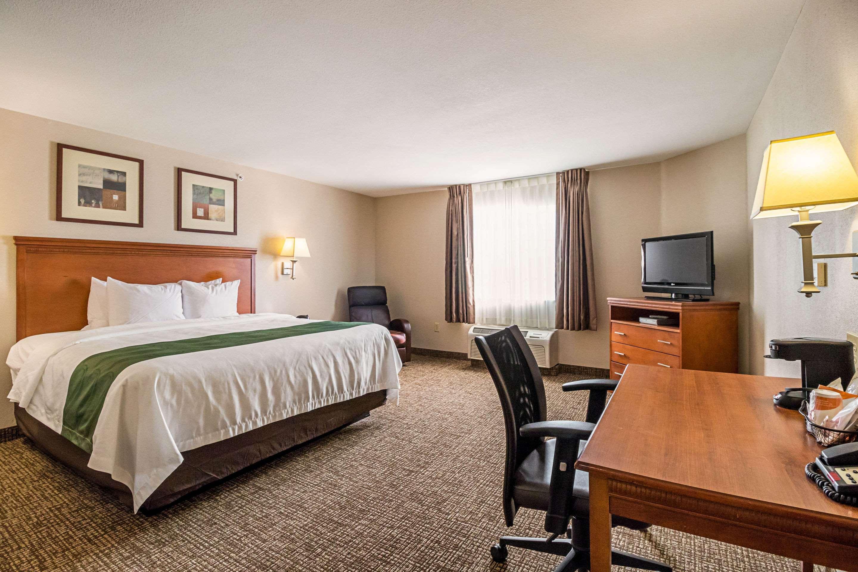 Suburban Extended Stay Hotel Waterloo - Cedar Falls - Cedar Valley Exterior photo